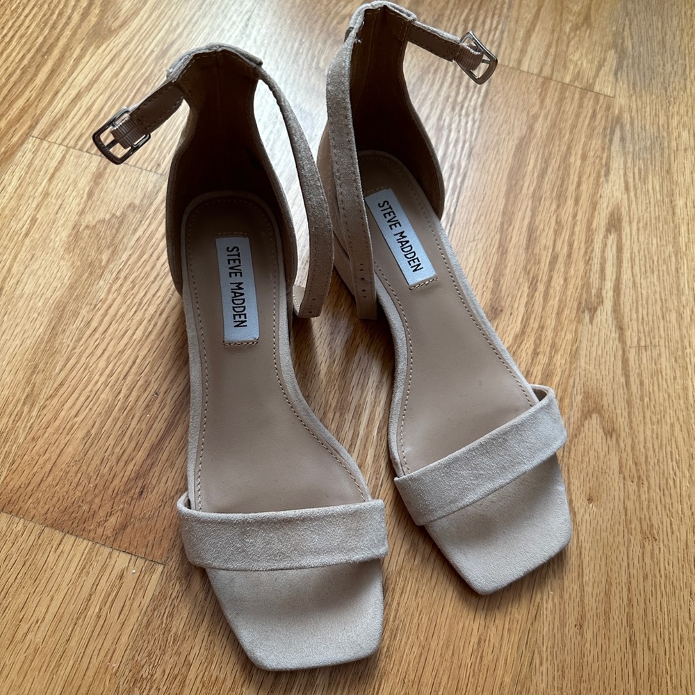 Square toed sandals